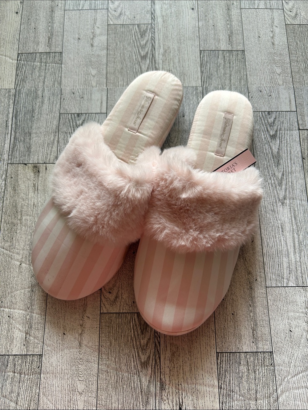 Victoria's Secret Pink Striped Faux Fur Slide Slippers M